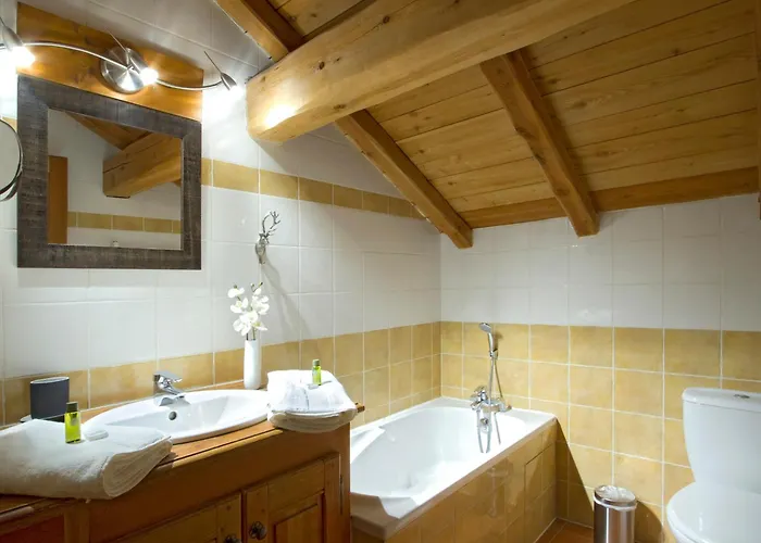 9 Pièces Avec Sauna Et Jacuzzi - Animaux Bienvenus - Fr-1-811-20